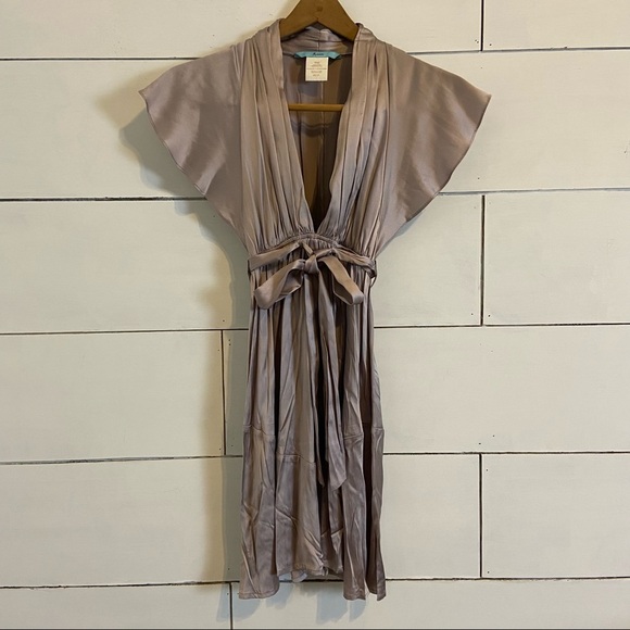Marciano Dresses & Skirts - Marciano Open Front Silk Dress. Size XSmall.